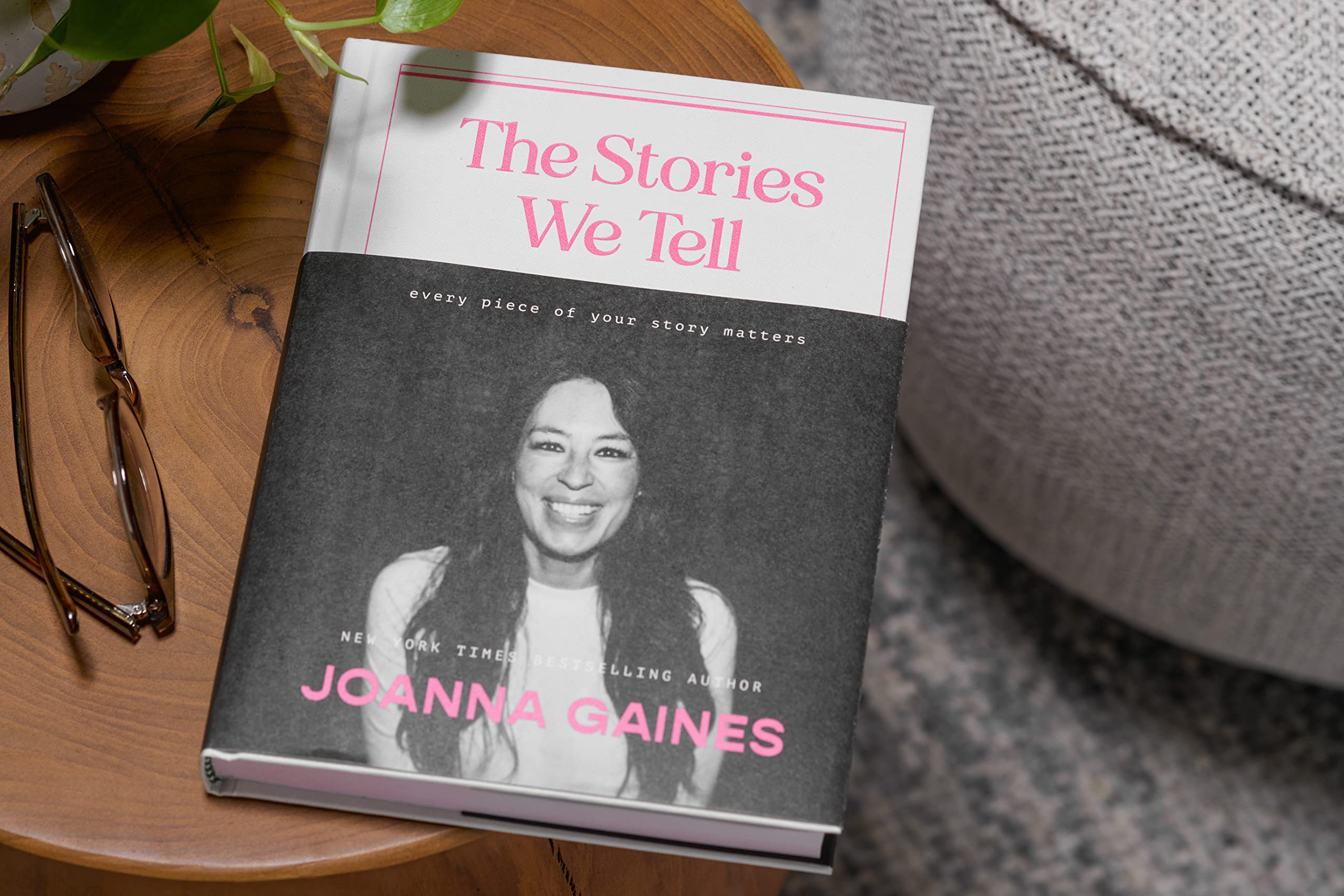 3 Things Joanna Gaines Brings to Every Hotel to Make It Feel Like Home