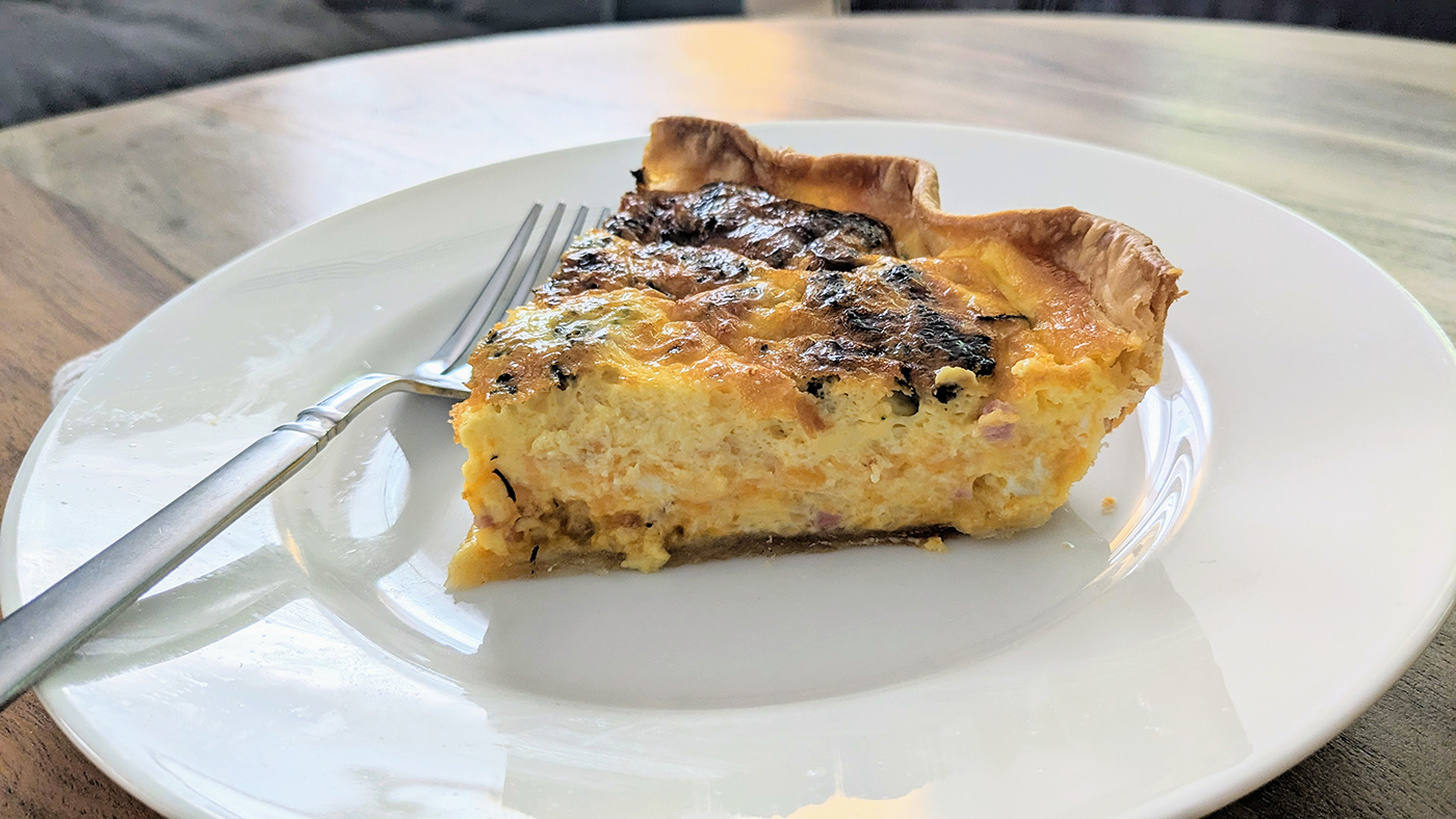 Broccoli Cheddar Bacon Quiche: The Easy Breakfast to Serve a Crowd