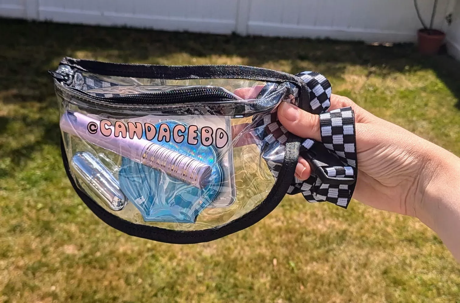 How to Customize a Stadium Bag: 5 Fun Ideas (Even If You’re Not at All Crafty)