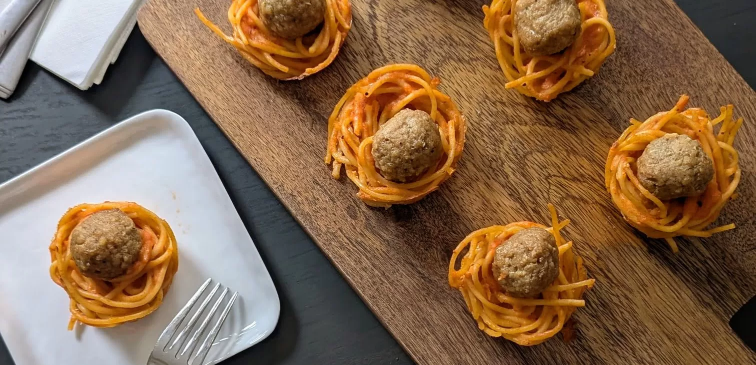 easy spaghetti and meatball nests for parties