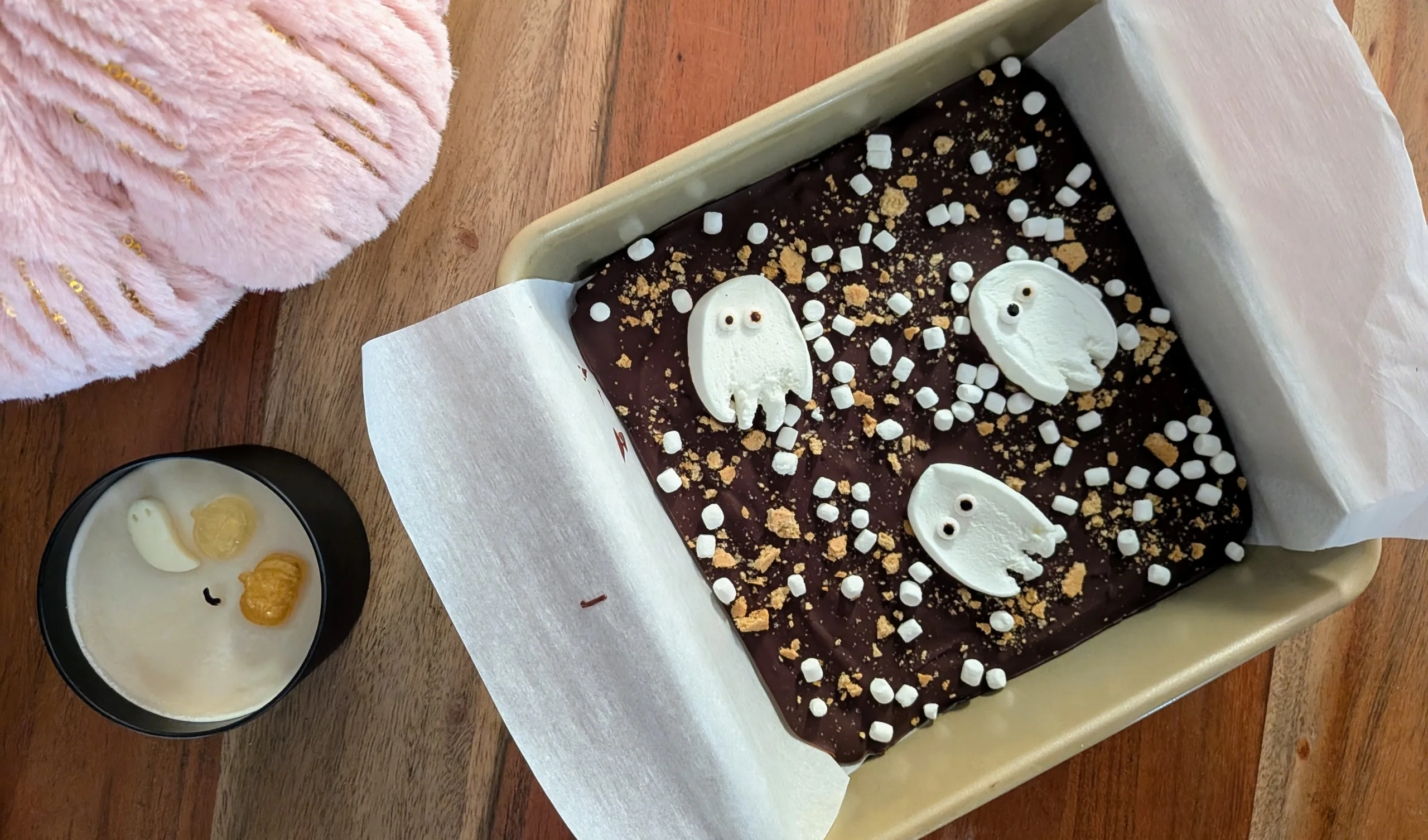 Spooky S’mores Bark (An Easy, No-Bake Halloween Treat)